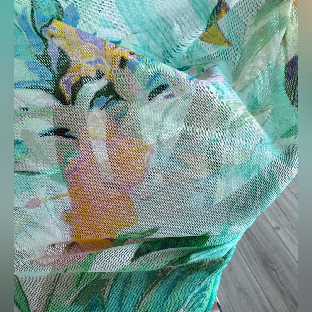 MARCIANO by GUESS Sheer Floral Mesh Top - Picture 6 of 8